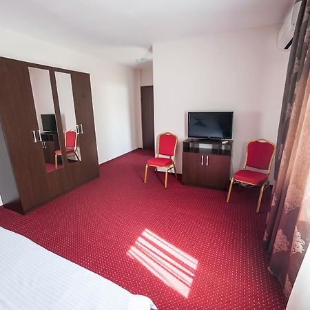 Bed and Breakfast Vatra Romana Racarii de Jos Экстерьер фото