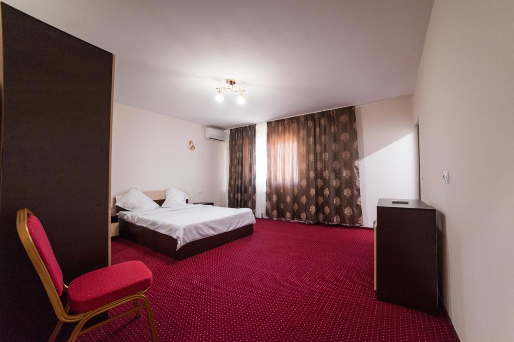 Bed and Breakfast Vatra Romana Racarii de Jos Экстерьер фото
